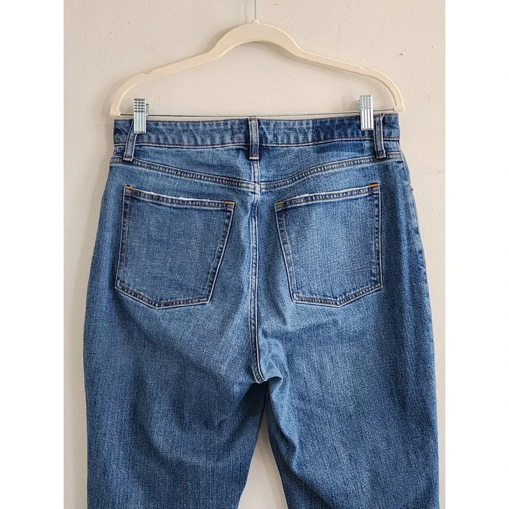 A&F Curve Love The Mom High Rise Size 10 Distressed 90s Casual Grunge Retro Chic